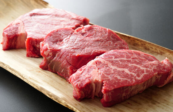 登山飯にMeat Plusの新鮮なタンパク質を！！